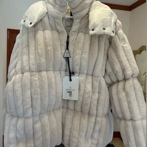 Moncler white faux fur detachable hood down jacket. Size 3 NWT.